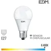 Image de Ampoule LED standard 10 W 800 lm 6 400 K capteur crépusculaire [Classe énergétique A+]