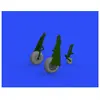 Image de Eduard P-51D wheels cross tread for