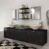 Image de Dix pièces pour salle de bains avec lavabo et robinet noir