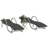 Image de vidaXL Chaises longues lot de 2 avec table gris clair résine tressée, lit de bronzage, chaise longue d'extérieur, lit de 368268