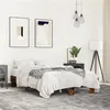 Image de vidaXL Bedframe bewerkt hout metaal gerookt eikenkleurig 140x190 cm845899