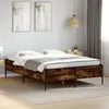 Image de vidaXL Bedframe bewerkt hout metaal gerookt eikenkleurig 140x190 cm3279809