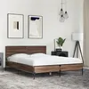 Image de vidaXL Bedframe bewerkt hout metaal bruin eikenkleur 140x200 cm3280001