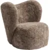Image de Fauteuil pivotant en peau de mouton sahara Little Big Chair - NORR11