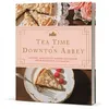 Image de Tea time à Downton Abbey - Scones, muffins et autres douceurs pour goûter à l'anglaise... Collectif (Auteur)