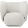 Image de Fauteuil lounge blanc bouclé Rico - Ferm Living