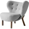 Image de Fauteuil en laine gris et pieds en noyer Little Petra VB1 - &tradition