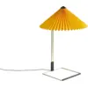Image de Lampe de table jaune et laiton Matin - HAY