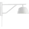 Image de Applique avec prise blanche Ambit - Muuto