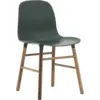 Image de Chaise en noyer naturel et pp vert Form - Normann Copenhagen