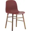Image de Chaise en noyer naturel et pp rouge Form - Normann Copenhagen