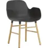 Image de Chaise avec accoudoirs en chêne naturel et pp noir Form - Normann Copenhagen