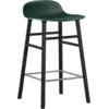 Image de Tabouret de bar en bois noir et pp vert 65 cm Form - Normann Copenhagen