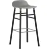 Image de Tabouret de bar en bois noir et pp gris 75 cm Form - Normann Copenhagen