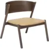Image de Fauteuil en chêne foncé et cuir marron Oblique - Hübsch