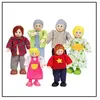 Image de Hape set familial en bois pour poupées