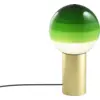 Image de Lampe de bureau en métal et verre soufflé vert et doré Dipping - Marset