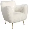 Image de Fauteuil en tissu blanc à poils longs