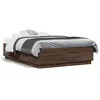 Image de vidaXL Cadre de lit avec LED sans matelas chêne marron 135x190 cm