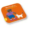 Image de Petit Ours Brun joue avec son chat