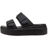 Image de Sandales Ã Enfiler Crocs Brooklyn Buckle