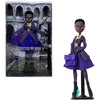 Image de Monster High Monster High-PoupÃ©e Bianca Barclay Mercredi-uniforme de Nevermore