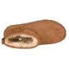 Image de Ugg Chaussons Ultra Mini Classiques, Marron - 44