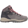 Image de Columbia - Chaussures de randonnée imperméables - Newton Ridge Plus Waterproof Amped Stratus Canyon Rose pour Femme en Cuir - Taille 41
