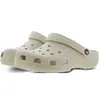Image de Baskets Crocs Classic Clog - Homme  - 42-43