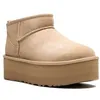 Image de Ugg - Botte Classic Ultra Mini Ã Plateforme - Beige - 40