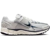 Image de Baskets basses Nike  W  ZOOM VOMERO 5 M67870379