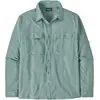 Image de Patagonia - Chemise légère et anti-UV - M's L/S Self Guided Sun Shirt Blue Sage pour Homme - Taille M - Bleu