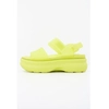 Image de Sandales compensées Crocs  212651c P32277736