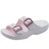 Image de Mules Crocs  Saturday Enamel Buckle Sandal W P32385682