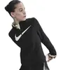 Image de Veste femme Nike Tempo Swoosh Run Noir 2XS HV2647-010