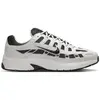 Image de Baskets basses Nike  IO8711-101 P32322358