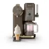Image de Machine à crèmes glacées et glaces à l'italienne 13-en-1 Ninja CREAMi Scoop & Swirl - Mocha Moka | NC701EUBR 