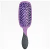 Image de Accessoires cheveux The Wet Brush  Professional Pro Shine Enhancer purple P24754332