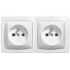 Image de prise de courant double 2 poles - terre saillie bornes auto
