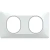 Image de Plaque de finition 2 postes Schneider Electric Ovalis S320704F coloris blanc avec liserÃ© argent chromÃ© l.158 x P.10 x H.87 mm
