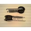 Image de Lot de 2 galets poulies tendeurs et supports SÃ¨che-linge (06017597 40004610 CANDY HOOVER FAGOR FAGPR VESTEL ZEROWATT)