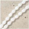 Image de Perles de Bohème sur Fil - Goutte 10 x 7 mm Blanc Opaline