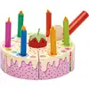 Image de Gâteau d'anniversaire arc-en-ciel à découper