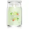 Image de Yankee Candle Limonade glacée aux baies Signature bougie - 567g