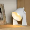 Image de Lampe Ã Poser Chago En MÃ©tal, Blanc