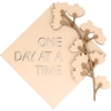 Image de Kit de décoration en bois Colorblock One Day At A Time