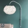Image de Umage Eos Willow Applique Blanc, Abat-Jour Medium