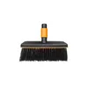 Image de Balai FISKARS QuikFit pour terrasse