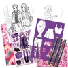 Image de Atelier styliste avec tablette lumineuse
