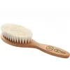 Image de Brosse à cheveux bébé en hêtre rouge et soie de chèvre
